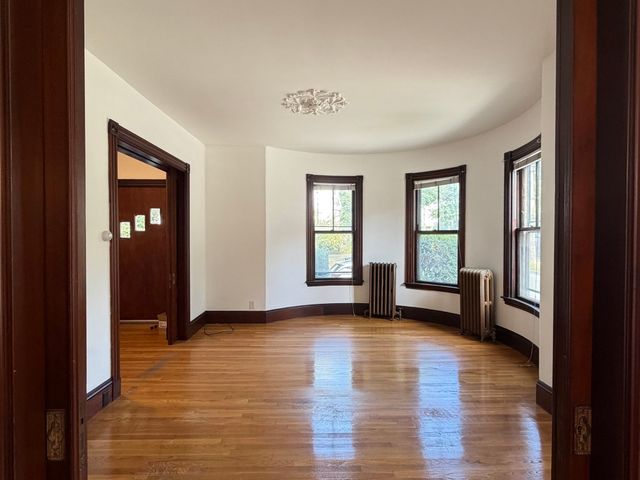29 Greene St 1, Somerville, MA 02143
