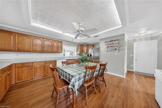 443 Castle DR, Naples, FL 34119