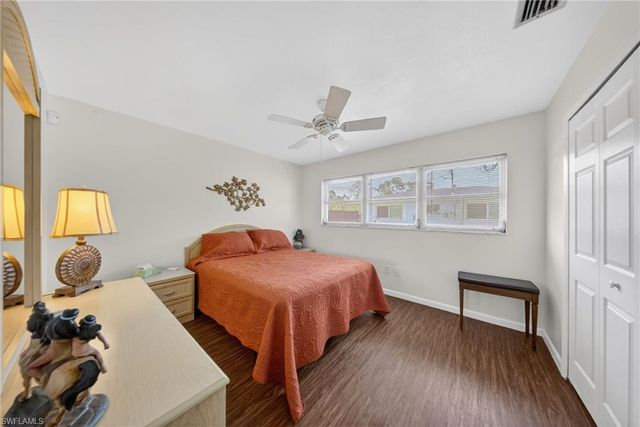 443 Castle DR, Naples, FL 34119