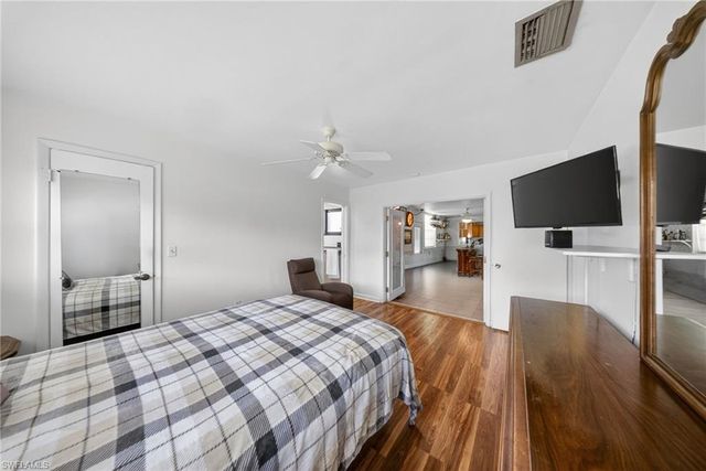 443 Castle DR, Naples, FL 34119