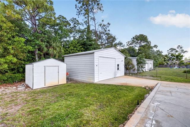 443 Castle DR, Naples, FL 34119