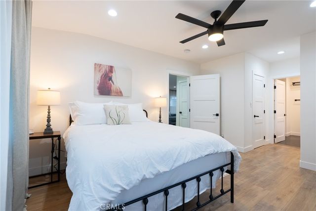135 N Vendome Street, Los Angeles, CA 90026