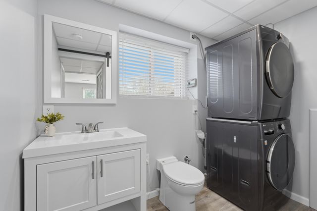 283 Shamrock Street, Novi, MI 48377