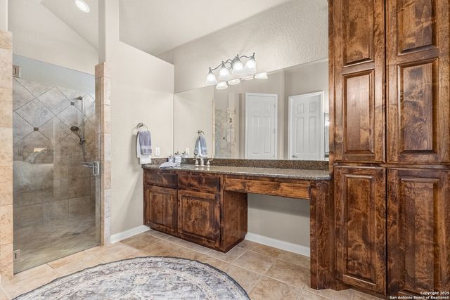 3238 Medaris Ln, San Antonio, TX 78258