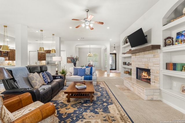 3238 Medaris Ln, San Antonio, TX 78258