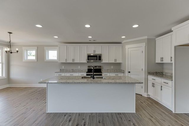 89 Creek Stone Drive, Hartwell, GA 30643