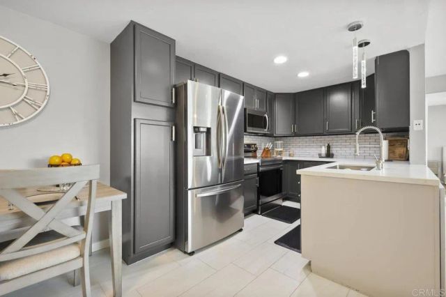 505 San Pasqual Valley Road 166, Escondido, CA 92027