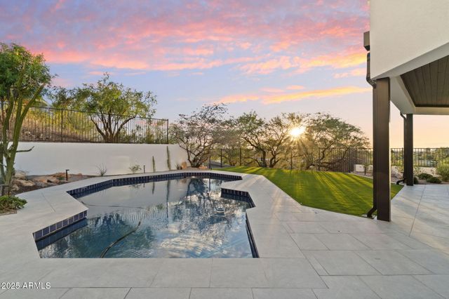 3135 E PALO VERDE Drive, Phoenix, AZ 85016