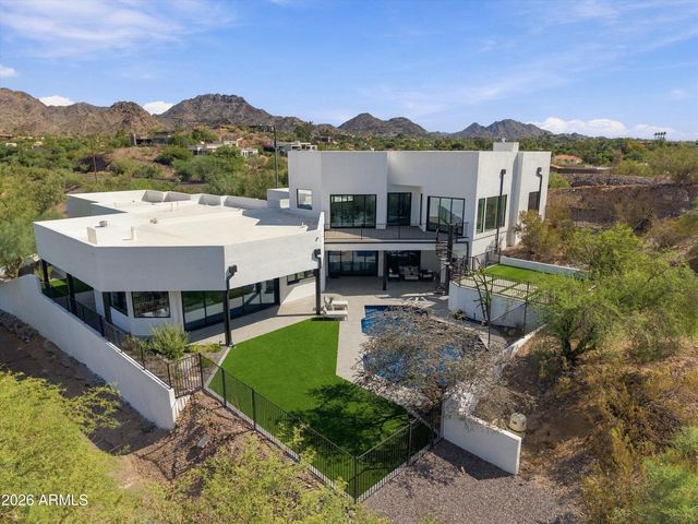 3135 E PALO VERDE Drive, Phoenix, AZ 85016