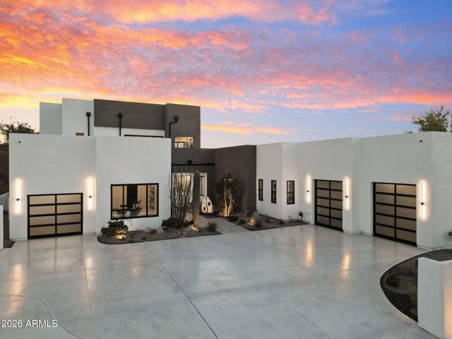 3135 E PALO VERDE Drive, Phoenix, AZ 85016