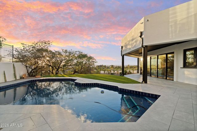 3135 E PALO VERDE Drive, Phoenix, AZ 85016
