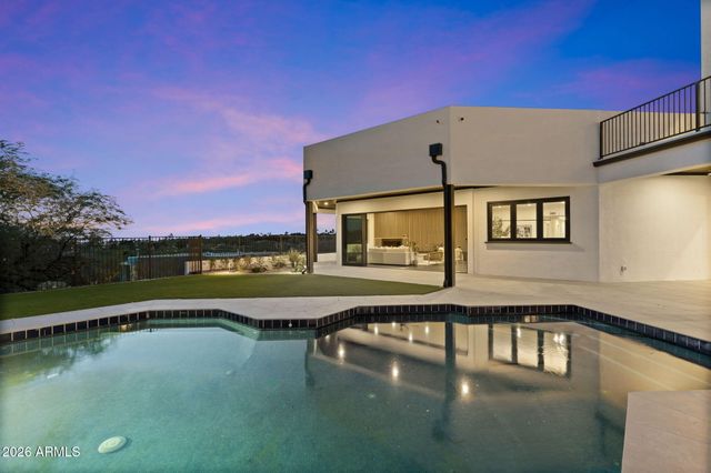 3135 E PALO VERDE Drive, Phoenix, AZ 85016