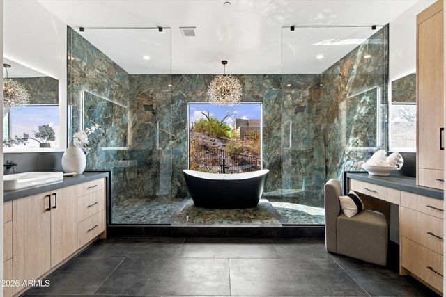 3135 E PALO VERDE Drive, Phoenix, AZ 85016