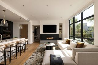 4291 Uptown Newport Dr 3, Newport Beach, CA 92660