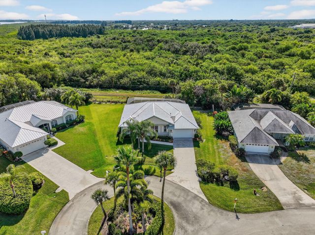 3075 73rd Place, Vero Beach, FL 32967