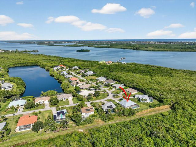 3075 73rd Place, Vero Beach, FL 32967