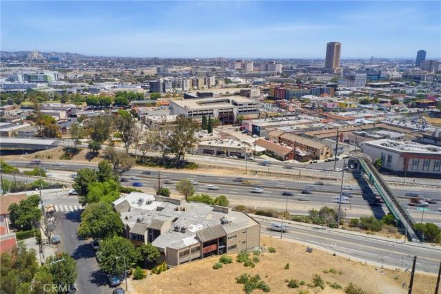 1550 Stadium Way 7, Los Angeles, CA 90012
