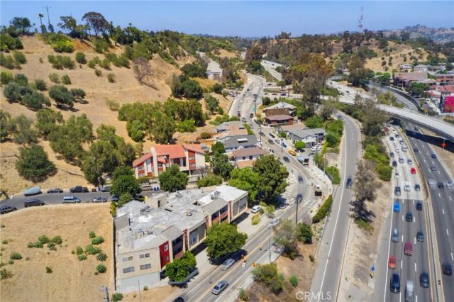 1550 Stadium Way 7, Los Angeles, CA 90012