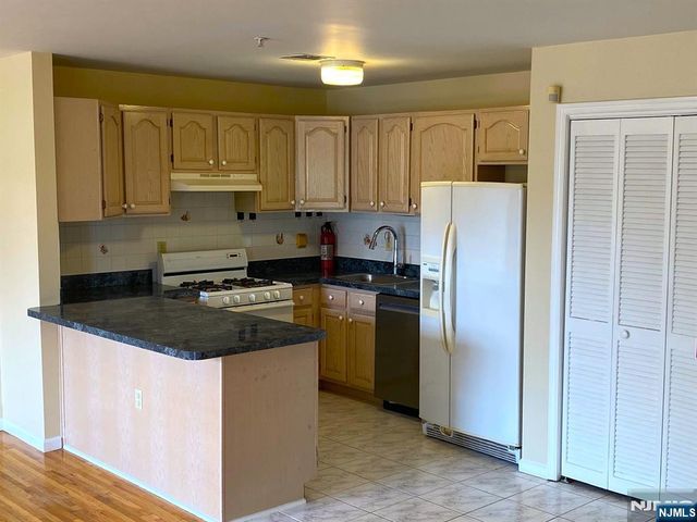 76 Union Street A10, Newark, NJ 07105