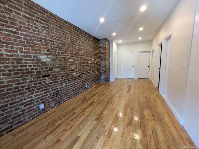 104-44 42nd Avenue 1B, Corona, NY 11368