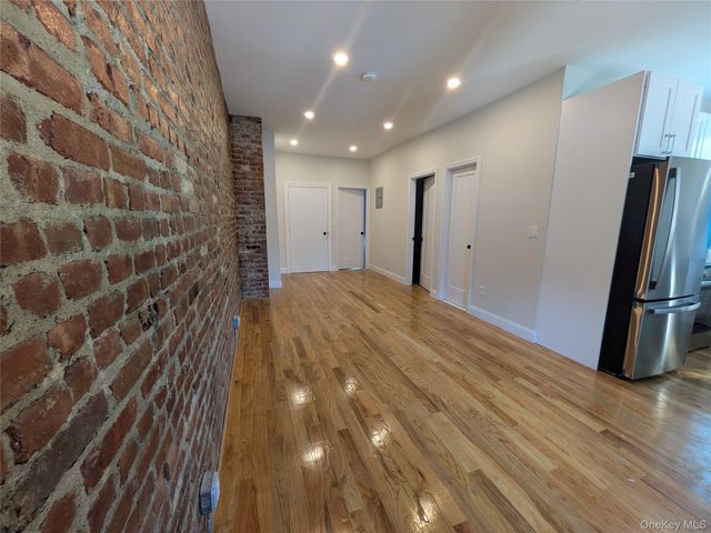 104-44 42nd Avenue 1B, Corona, NY 11368