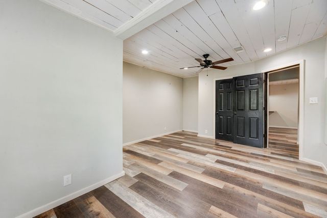 4419 Lawnview Avenue, Dallas, TX 75227