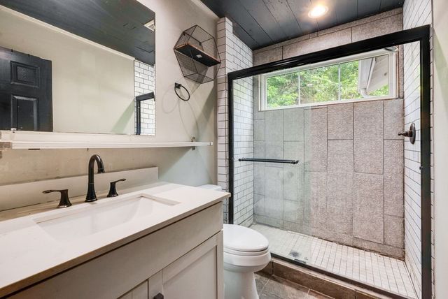 4419 Lawnview Avenue, Dallas, TX 75227