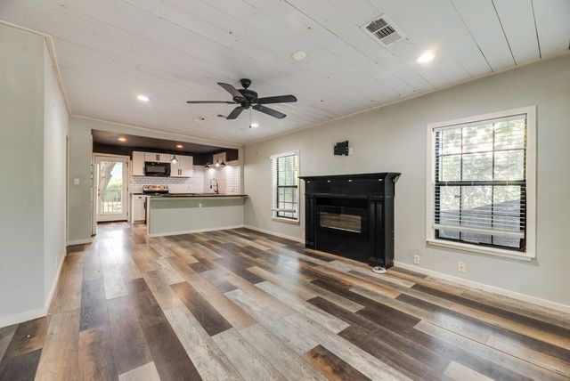 4419 Lawnview Avenue, Dallas, TX 75227