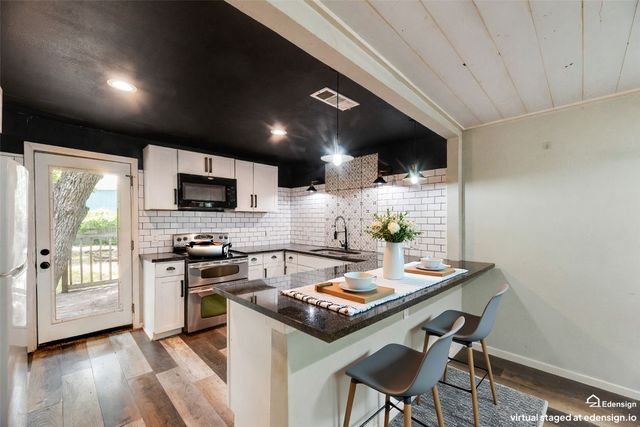 4419 Lawnview Avenue, Dallas, TX 75227