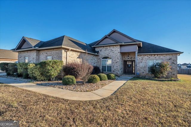 162 Addington Drive, Kathleen, GA 31047