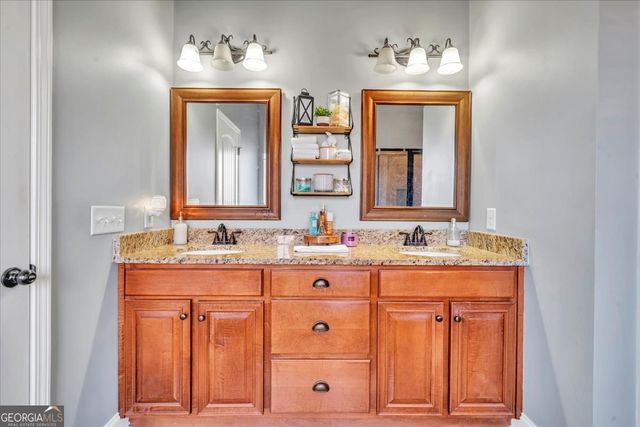 162 Addington Drive, Kathleen, GA 31047