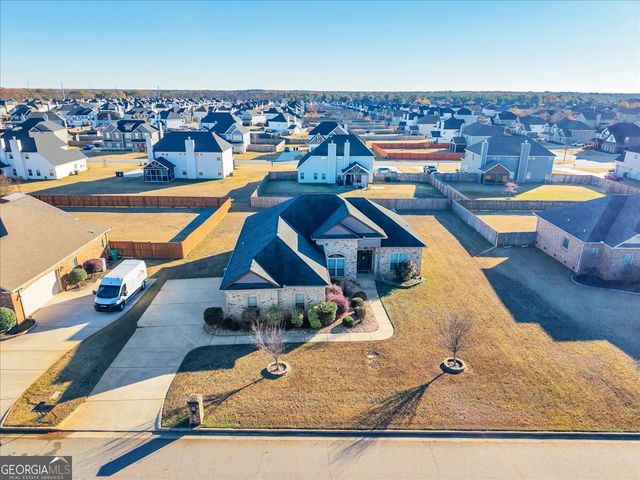 162 Addington Drive, Kathleen, GA 31047