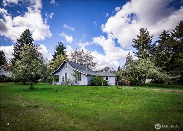 823 Lacey Street SE, Lacey, WA 98503