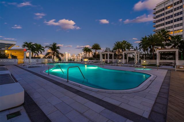 10 Venetian Way 1803, Miami Beach, FL 33139