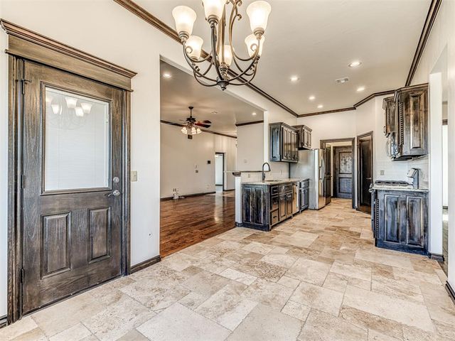 15925 James Thomas Court, Edmond, OK 73013
