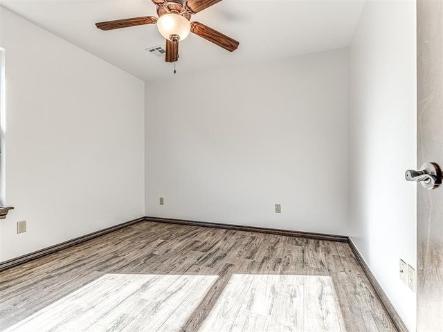 15925 James Thomas Court, Edmond, OK 73013