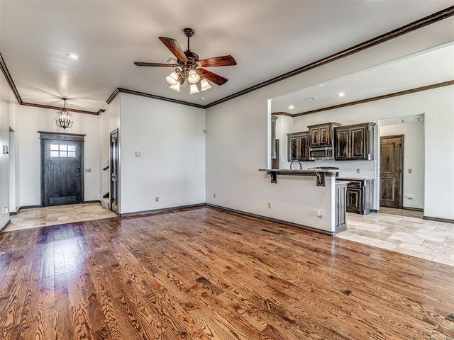 15925 James Thomas Court, Edmond, OK 73013