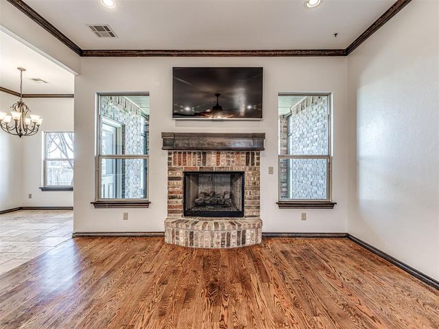 15925 James Thomas Court, Edmond, OK 73013