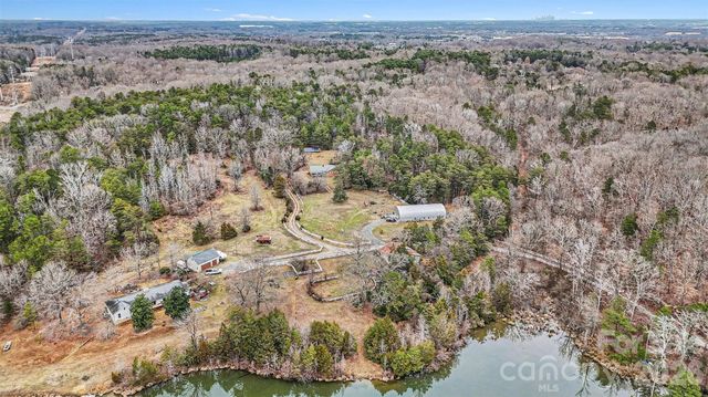 16421 Shallow Pond Road, Charlotte, NC 28278