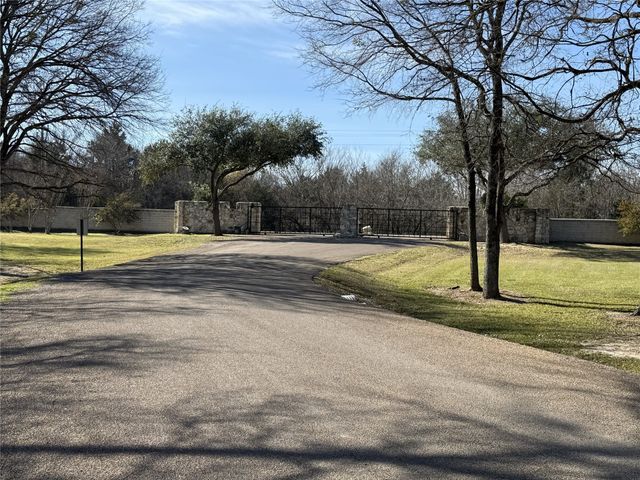 11 Bayview Circle, Corsicana, TX 75109