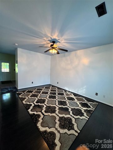 3055 Nevin Place Drive, Charlotte, NC 28269
