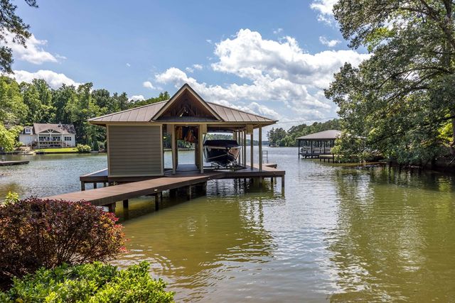 695 Boat Club Road, Hamilton, GA 31811