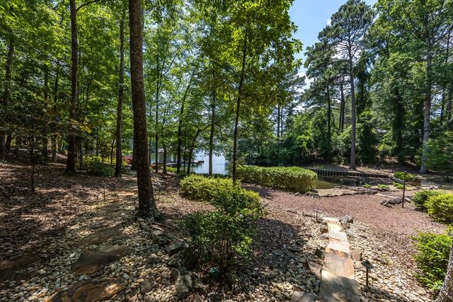 695 Boat Club Road, Hamilton, GA 31811