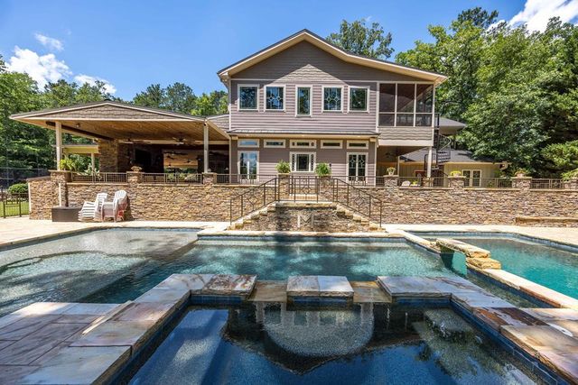 695 Boat Club Road, Hamilton, GA 31811