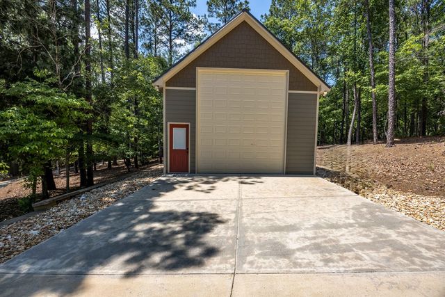 695 Boat Club Road, Hamilton, GA 31811