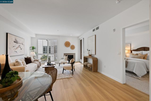 1655 N California Blvd 345, Walnut Creek, CA 94596