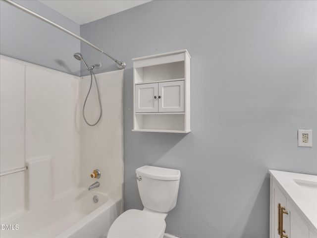 4107 Old Us Highway 64, Zebulon, NC 27597