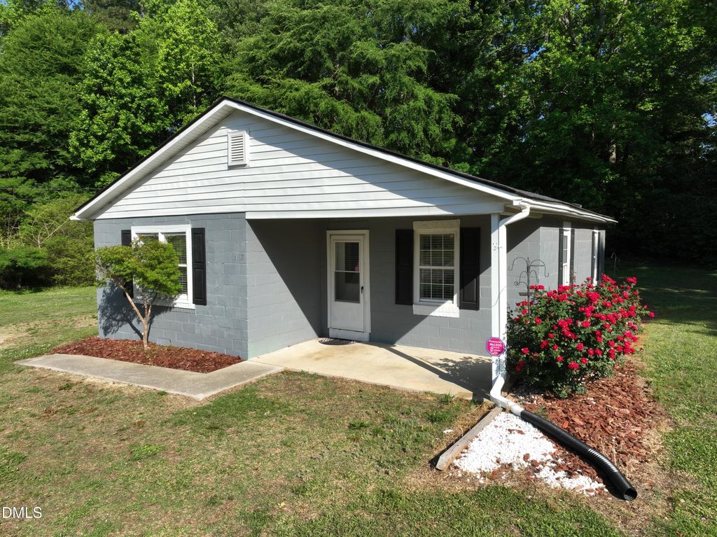 4107 Old Us Highway 64, Zebulon, NC 27597