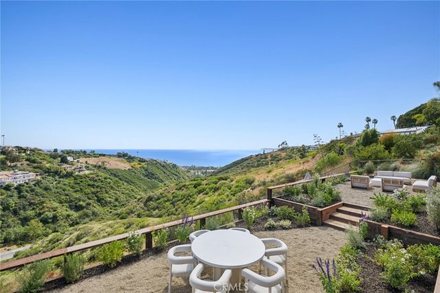 1675 Tahiti Avenue, Laguna Beach, CA 92651