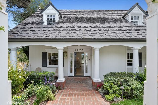 1675 Tahiti Avenue, Laguna Beach, CA 92651